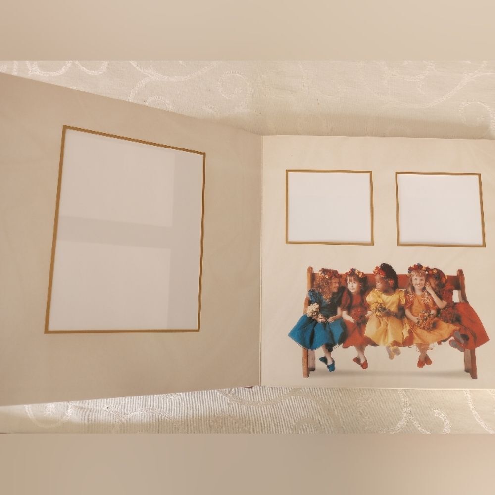 Anne Geddes Wedding Album - Picture 6 of 13